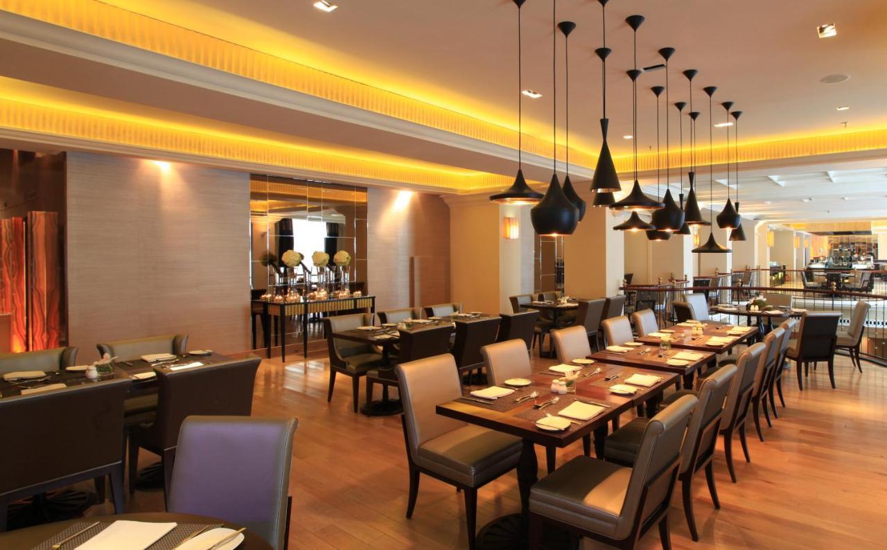 Hotel Gran Mahakam Giacarta Esterno foto