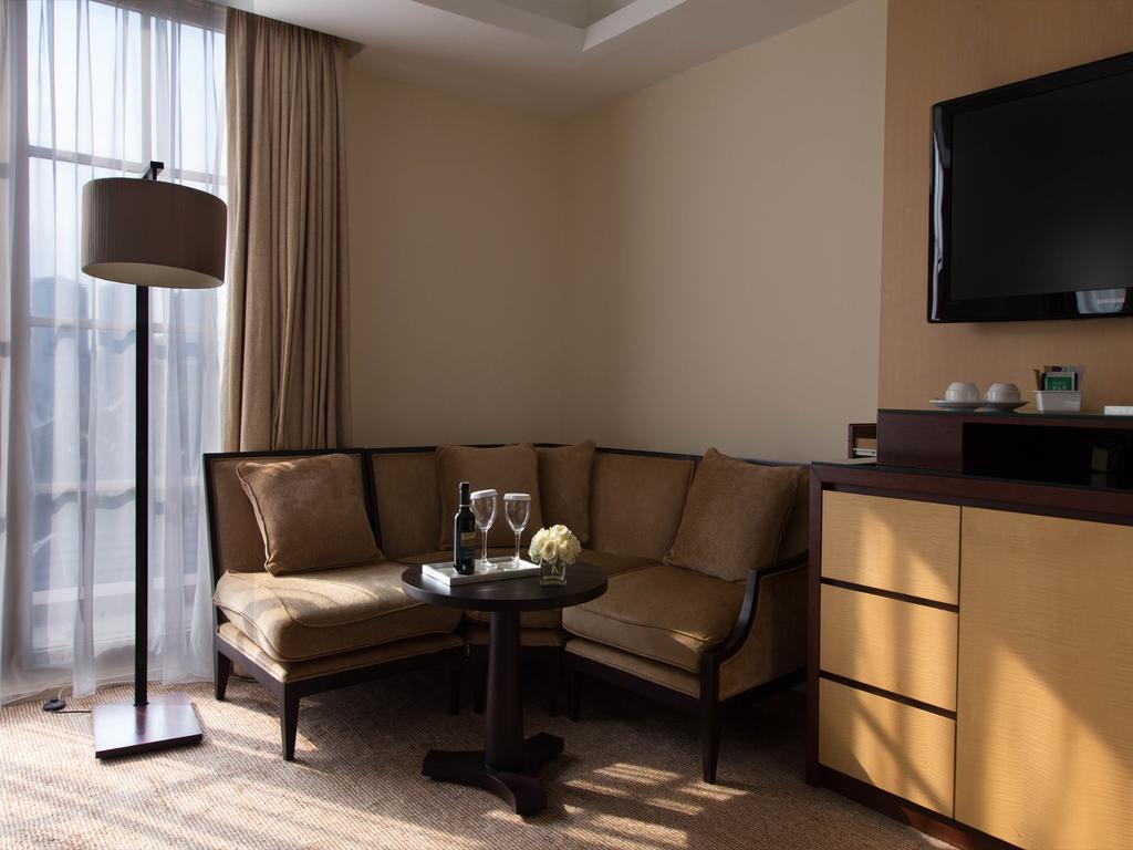 Hotel Gran Mahakam Giacarta Esterno foto